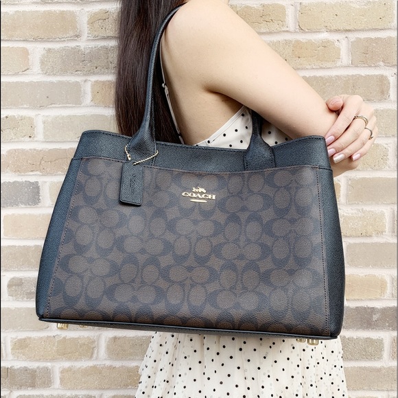 Gaby’sBags 👜💕-NWT Coach Shoulder Bag - Picture 4 of 7